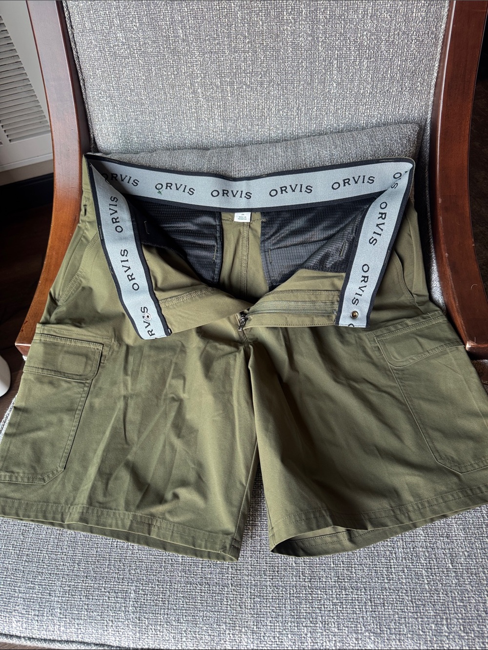 Orvis Men's Olive Cargo Shorts - Picture 2 of 4